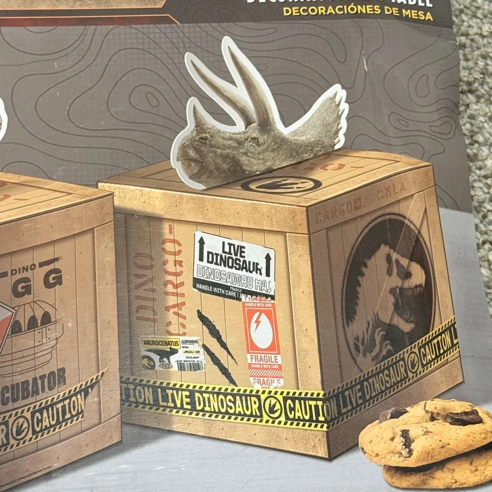 Jurassic World Table Decorations 2pc Centerpiece Set Dinosaur Party Brown Kids